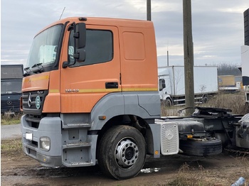Tractor Mercedes-Benz Axor MP2 1843: foto 4 Tractor Mercedes-Benz Axor MP2 1843: foto 4