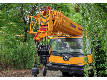Grua móvel XCMG QY25KC