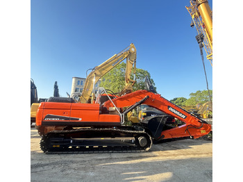 Escavadora de rastos DOOSAN DX300LC