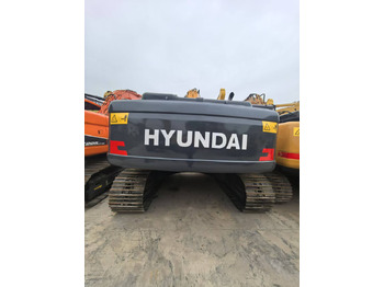 Escavadora de rastos HYUNDAI