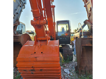 Escavadeira HITACHI ZX210