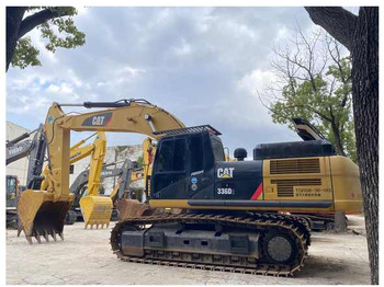 Escavadeira CATERPILLAR 336D2
