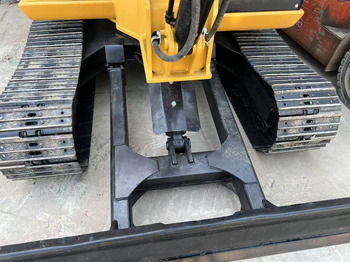 Mini escavadeira CAT 305.5: foto 5