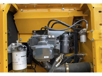 Escavadora de rastos Komatsu PC 240: foto 5