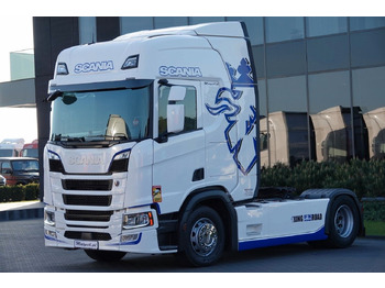Tractor SCANIA R 450