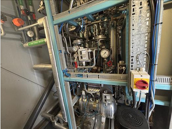 Equipamento de processamento de alimentos Steris Finn Aqua 200-S3 Multiple effect water still: foto 3 Equipamento de processamento de alimentos Steris Finn Aqua 200-S3 Multiple effect water still: foto 3