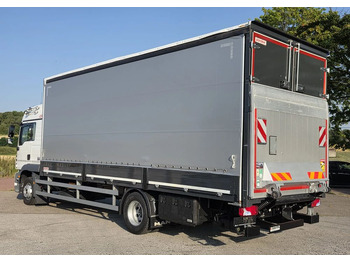 Camião de lona MAN TGM 15.290 / BURTO-FIRANKA / CAŁY NA PODUSZKACH /KLIMA POSTOJOWA / 2018R /  NISKI PRZEBIEG / 18 PALET / E6 / JAK NOWY / WINDA /: foto 4 Camião de lona MAN TGM 15.290 / BURTO-FIRANKA / CAŁY NA PODUSZKACH /KLIMA POSTOJOWA / 2018R /  NISKI PRZEBIEG / 18 PALET / E6 / JAK NOWY / WINDA /: foto 4