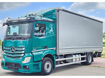 Camião de lona MERCEDES-BENZ Actros