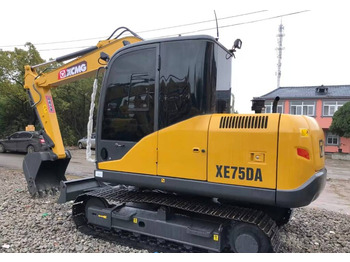 Mini escavadeira XCMG XE 75 DA XE75: foto 3