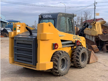Mini pá carregadora Gehl R 260: foto 4
