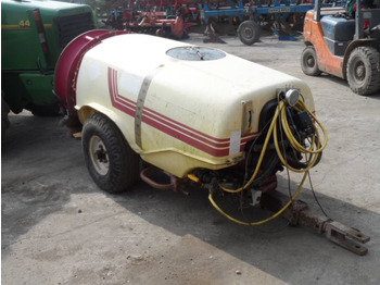 Pulverizador de arrastar HARDI
