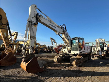 Escavadora de rastos KOMATSU PC240NLC-8