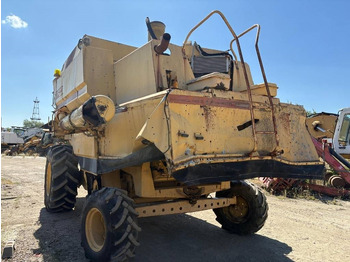 Leasing de New Holland TF 44  New Holland TF 44: foto 3