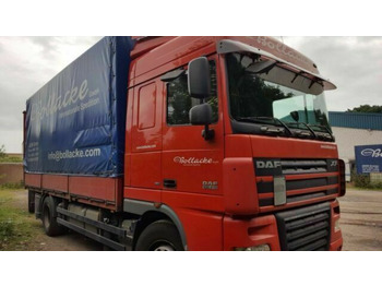 Camião de lona DAF XF