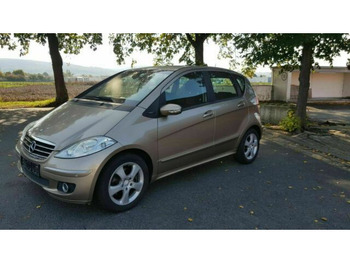 Automóvel MERCEDES-BENZ