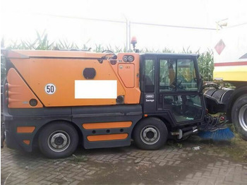 Varredora urbana SCHMIDT