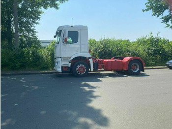 Tractor MERCEDES-BENZ