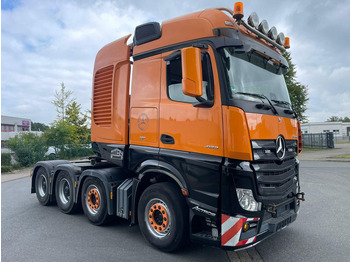 Tractor MERCEDES-BENZ