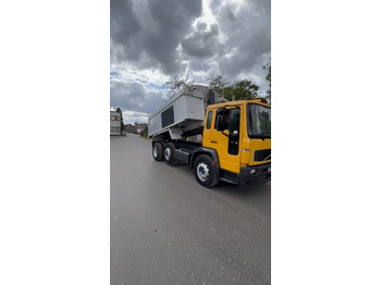 Camião basculante 2005 Volvo FL Tipper Truck: foto 3