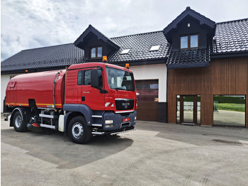 Varredora urbana BUCHER