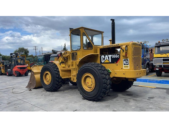 Pá carregadora de rodas CATERPILLAR 966C
