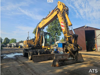Escavadeira de rodas LIEBHERR A 904