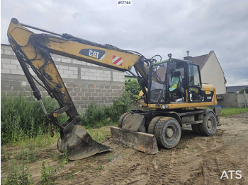 Escavadeira de rodas CATERPILLAR M316D