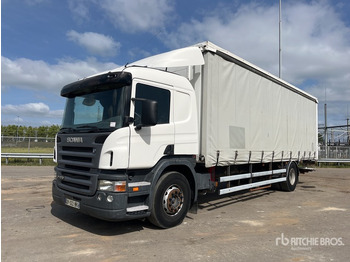 Camião de lona SCANIA P 270