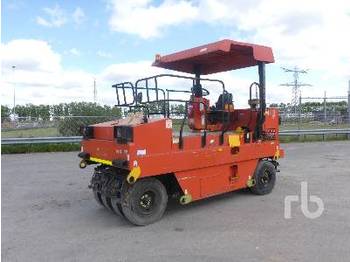Rolo INGERSOLL-RAND PT125R 9 Wheel Pneumatic: foto 1