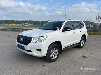SUV TOYOTA Land Cruiser