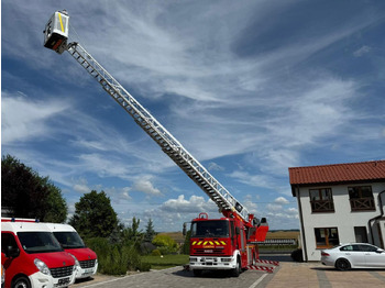 Caminhão com plataforma aérea IVECO EuroCargo 130E