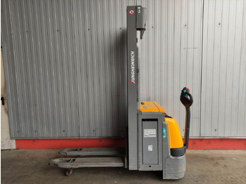 Stacker JUNGHEINRICH EJC