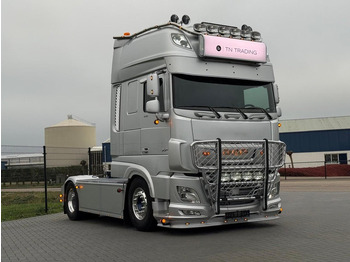 Tractor DAF XF 530