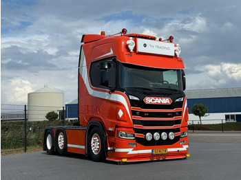 Tractor SCANIA R 500