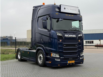 Tractor SCANIA S 520