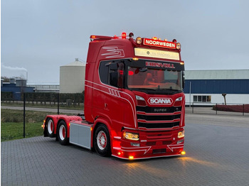 Tractor SCANIA S 580