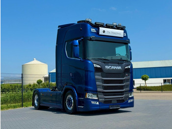 Tractor SCANIA S 660