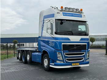 Camião transportador de contêineres/ Caixa móvel VOLVO FH 540