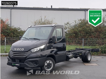 Veículo comercial IVECO Daily 35c21