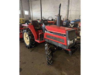 Trator YANMAR