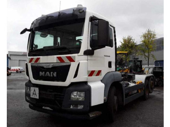 Camião polibenne MAN