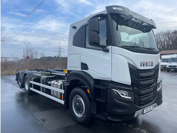 Camião polibenne IVECO X-WAY
