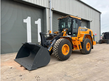 Pá carregadora de rodas HYUNDAI