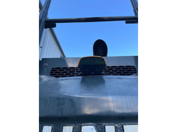 Escavadora de rastos HYUNDAI