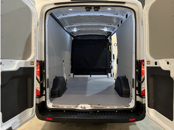 Furgão Ford Transit 350 2.0 TDCI L3H2 Limited 130 PK Automaat / Euro 6 / Airco / Cruise Control / CarPlay / PDC / Navigatie / 3-Zits  / BPM VRIJ !!: foto 3
