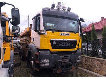 Leasing de MAN TGS 26.320 6x6BB piaskarka solarka econ schmidt pług MAN TGS 26.320 6x6BB piaskarka solarka econ schmidt pług: foto 1 Leasing de MAN TGS 26.320 6x6BB piaskarka solarka econ schmidt pług MAN TGS 26.320 6x6BB piaskarka solarka econ schmidt pług: foto 1