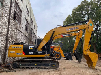 Escavadora de rastos CATERPILLAR 320D2