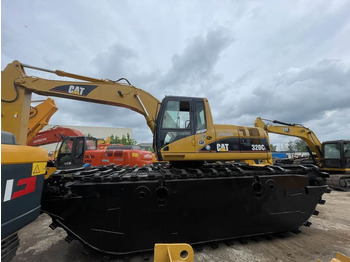 Escavadeira CATERPILLAR 320CL