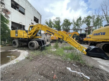 Escavadeira de rodas KOMATSU PW160
