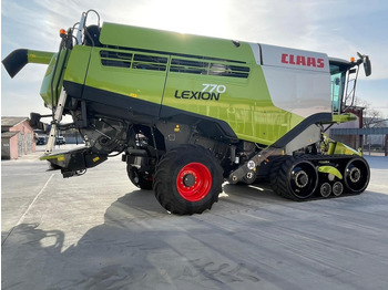 Ceifeira debulhadora CLAAS Lexion 770